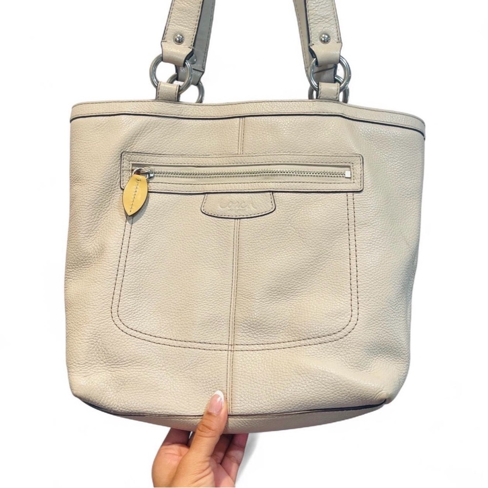 Coach Penelope Shoulder Beige Pebbled Leather Shoulder Bag
